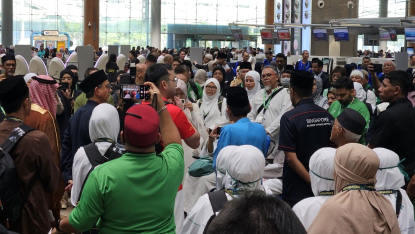 Kesemua jemaah haji SG sudah berangkat, diingatkan lindungi diri daripada cuaca panas Kesemua jemaah haji SG sudah berangkat, diingatkan lindungi diri daripada cuaca panas