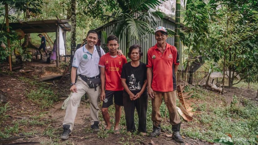 Once too poor for $1-lunch, hero now rallies a town to bring hope to families