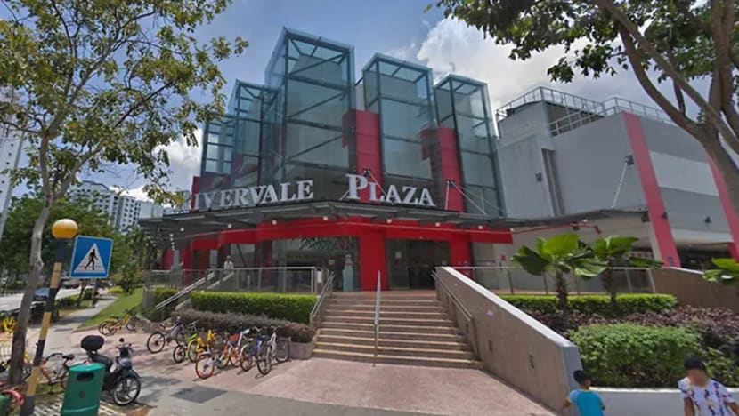 3 lelaki diberkas rancang rompakan bersenjata Kopitiam Rivervale Plaza