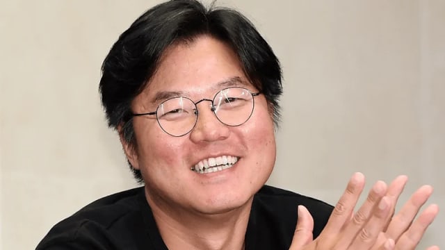 罗PD搭机英勇事迹曝光！机上挺身阻挡发酒疯乘客