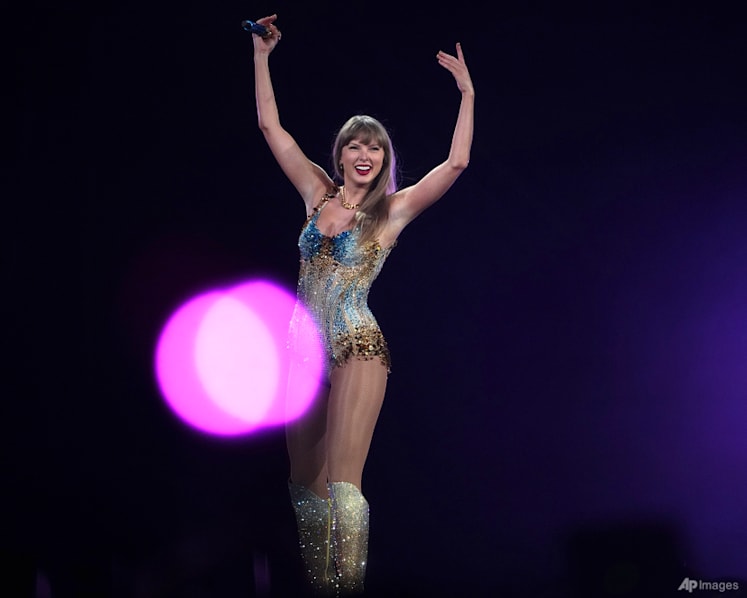 No, Taylor Swift did not turn down the 2026 Super Bowl halftime show