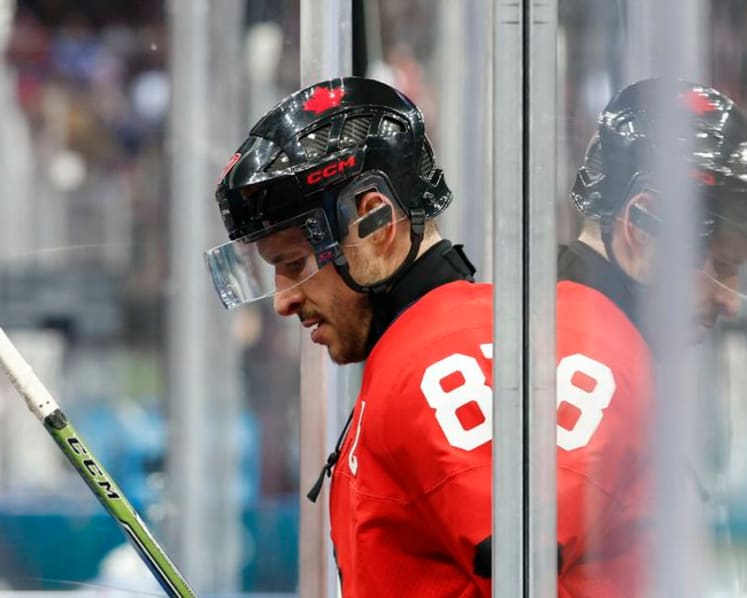 Ice hockey-Too soon to say whether injured Crosby will play for gold medal, Canada coach says