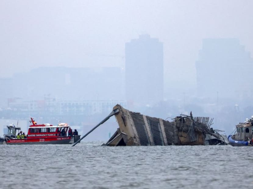 Pilot of Singapore-flagged freighter called for tugboat help before ploughing into Baltimore bridge