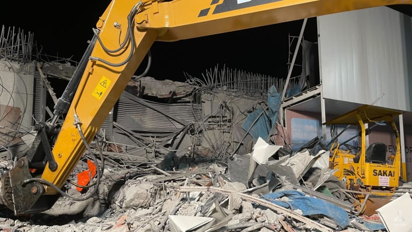Accidental loads, pre-existing building defects could be behind fatal Tanjong Pagar structure collapse: Experts Accidental loads, pre-existing building defects could be behind fatal Tanjong Pagar structure collapse: Experts
