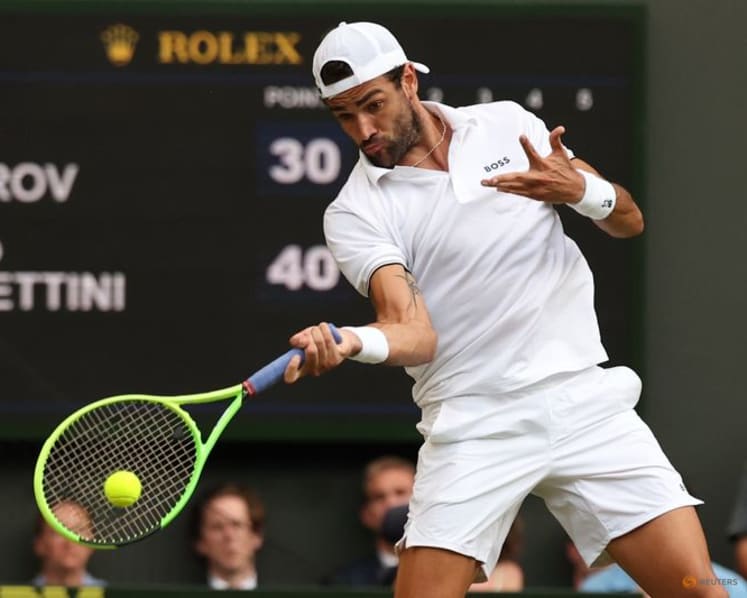 A year after Wimbledon heartache, Dimitrov sees off Berrettini for return to fourth round