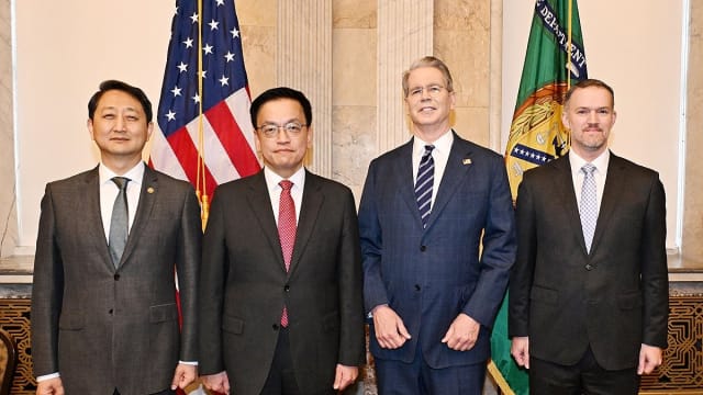 韩美将争取在7月初就关税经贸达成一揽子协议