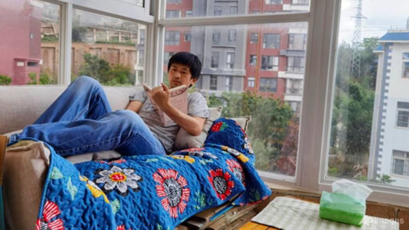 Some Chinese shun gruelling careers for 'low-desire life'