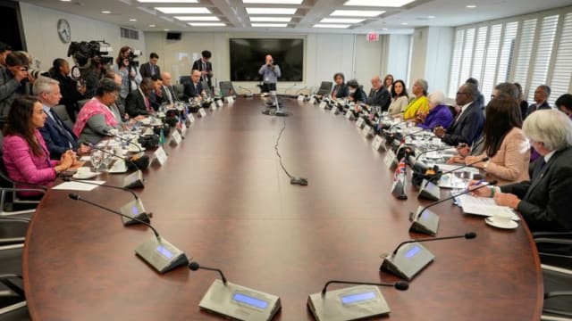 七国集团财长承诺让供应链更多元化