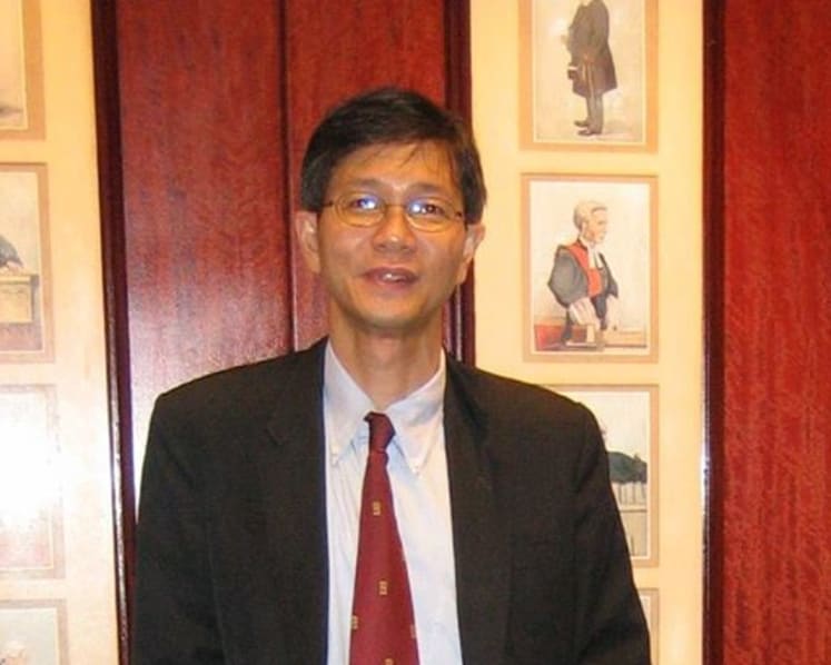 Veteran lawyer who admits he ‘fumbled’ in handling S$138,000 of client’s money suspended for a year