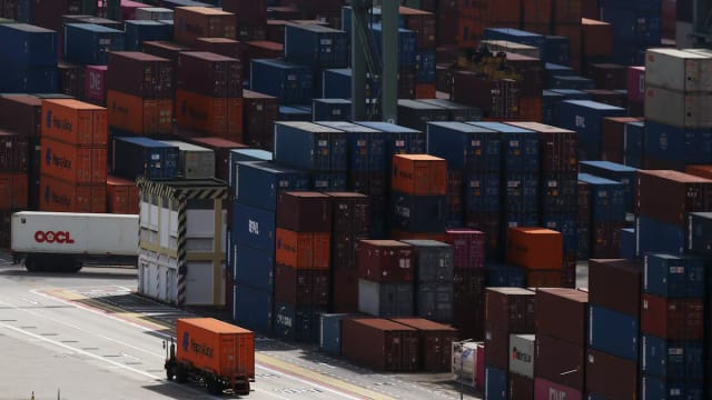 我国首季国内批发贸易额年比萎缩7.2%