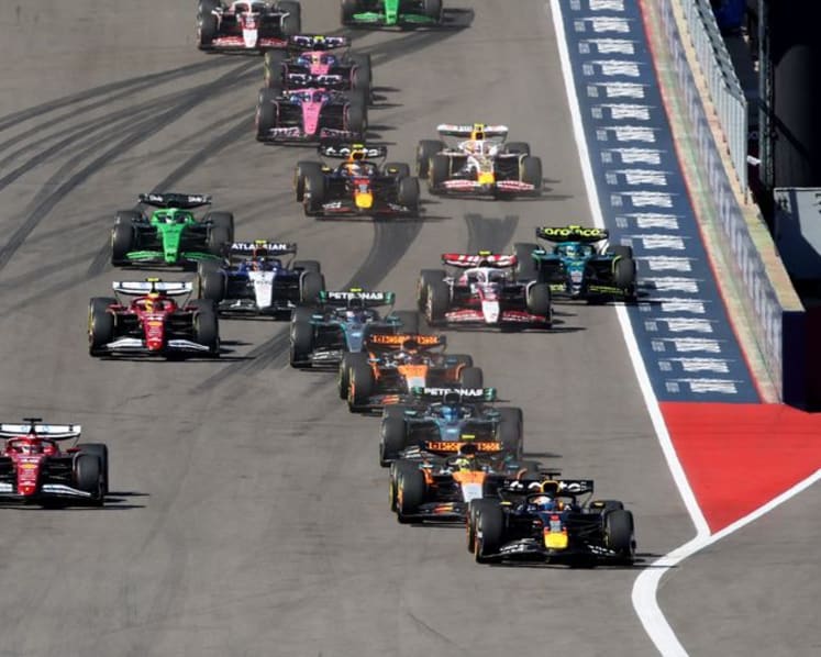 Red Bull fined 50,000 euros, half suspended, for grid breach