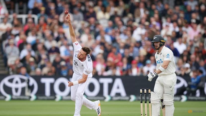 England's Robinson ruled out of second test against New Zealand