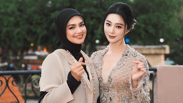 范冰冰一袭闪亮kebaya重返马六甲，与马国歌坛天后互动成焦点