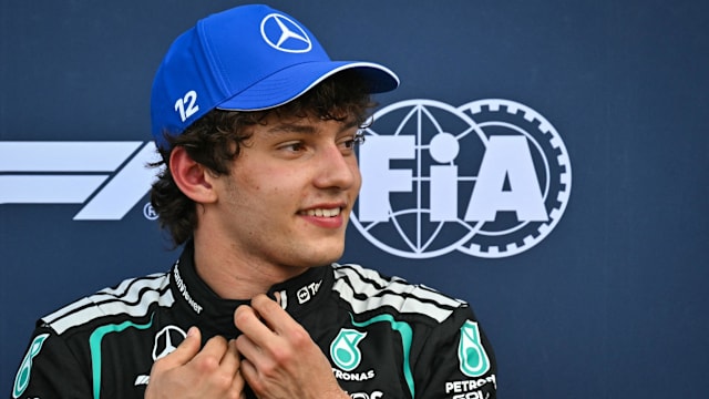 F1摩纳哥大奖赛：安东内利力压维斯塔潘夺得杆位