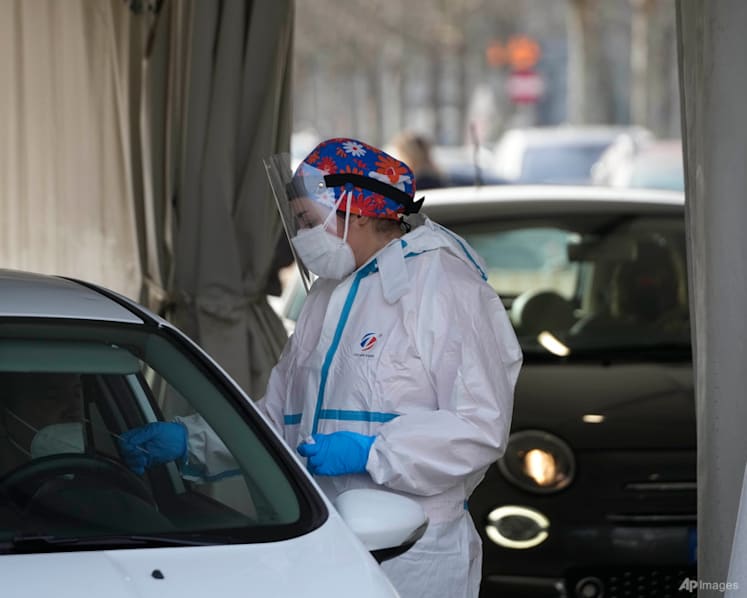 'Flurona': What’s the effect of getting both COVID-19 and the flu at once?