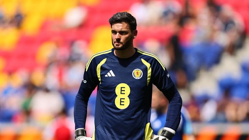 Scotland goalkeeper Gordon retires after 25-year career