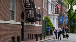 Related article image