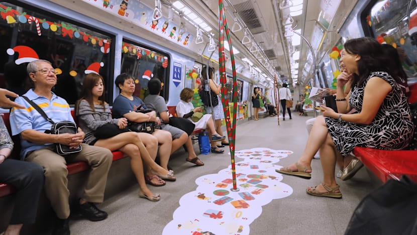 Christmas-themed train put in service