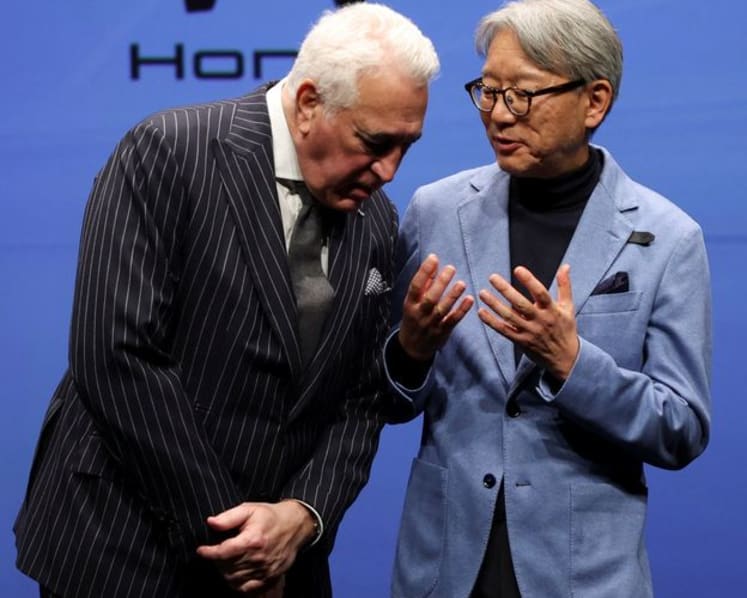 Aston Martin Chairman Stroll sees 'development journey' in F1 overhaul