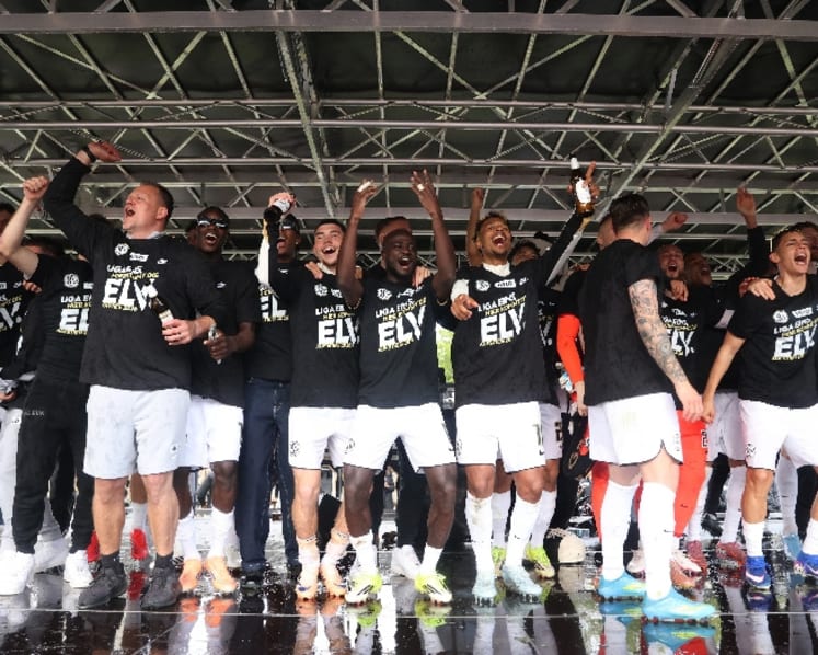 Tiny Elversberg reach Bundesliga for first time
