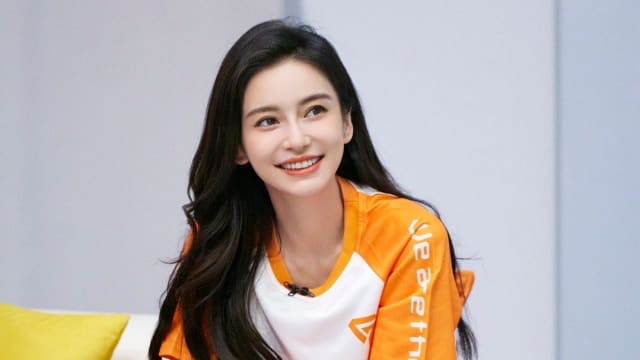 刚传2月将“解封”回归　Angelababy被爆欺负《奔跑吧》女嘉宾