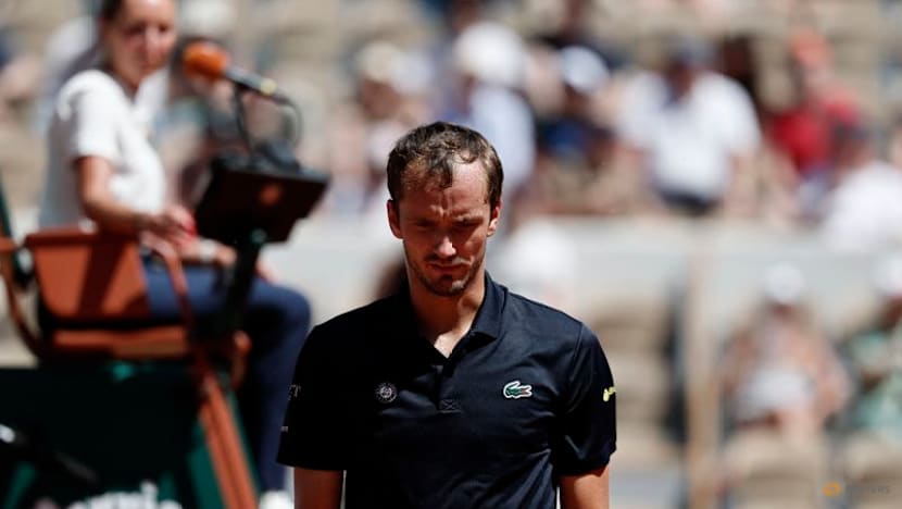 Sabalenka, Osaka bring style to Paris but Medvedev comes undone