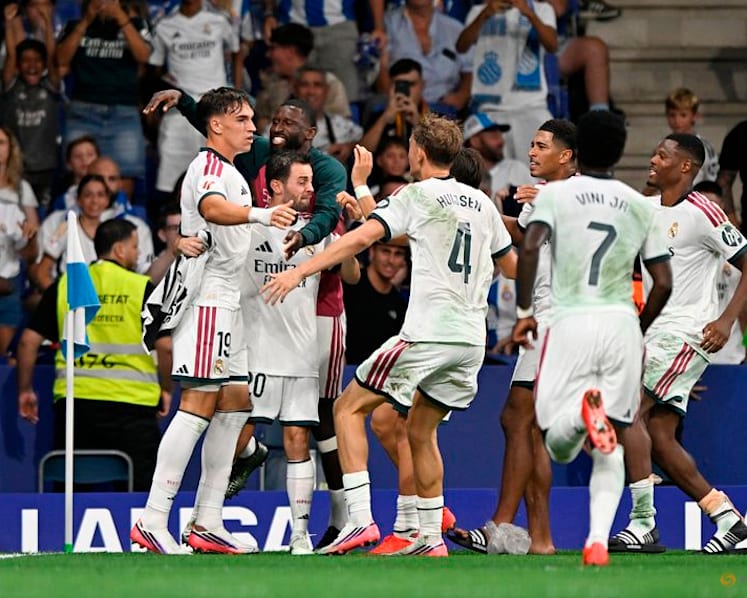 Substitute Espi snatches last-gasp winner in Real Madrid LaLiga opener