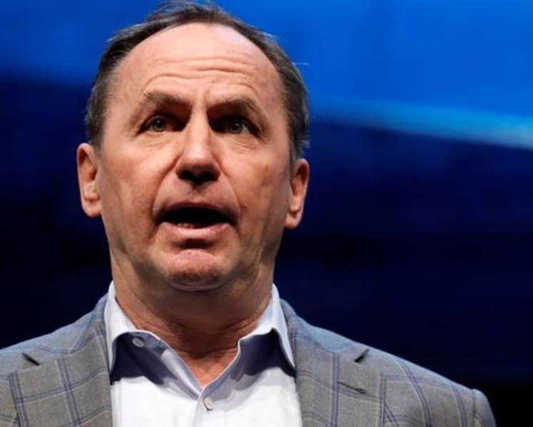 Intel replaces its chief executive Bob Swan after 2 years