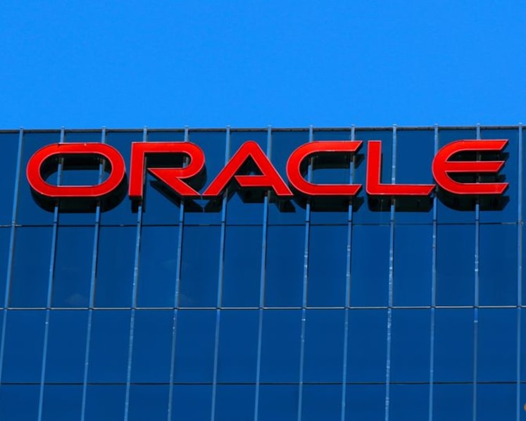 Cost of insuring Oracle debt against default surges