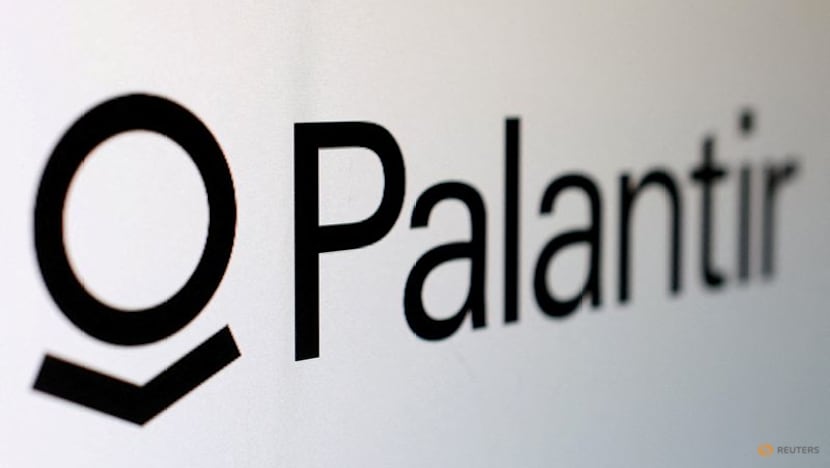 UK reviewing Palantir's NHS contract amid pressure to use break clause
