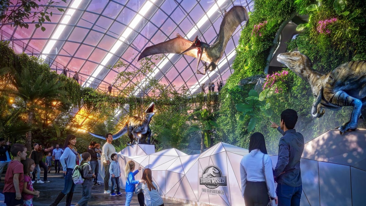 Jurassic World: The Experience coming to Gardens by the Bay end-May, featuring life-sized dinosaur animatronics Jurassic World: The Experience coming to Gardens by the Bay end-May, featuring life-sized dinosaur animatronics