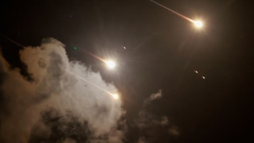 Iran siap sedia lancar serangan tindak balas terhadap Israel Iran siap sedia lancar serangan tindak balas terhadap Israel