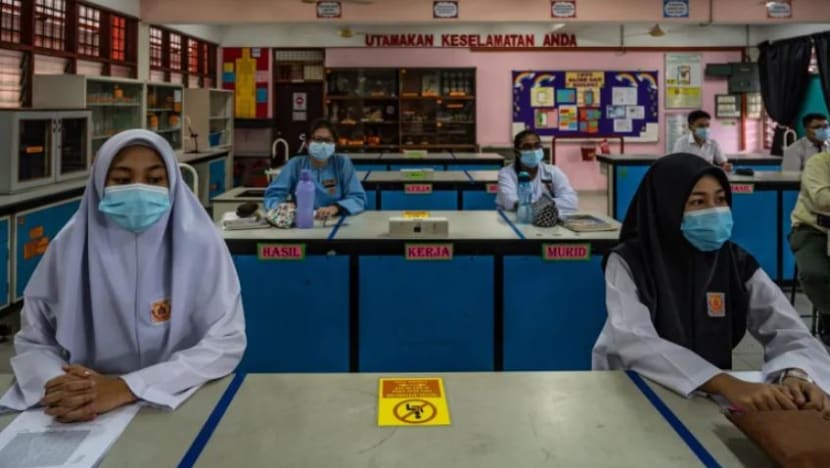 Kementerian Pendidikan M'sia bincang pemakaian semula pelitup di sekolah