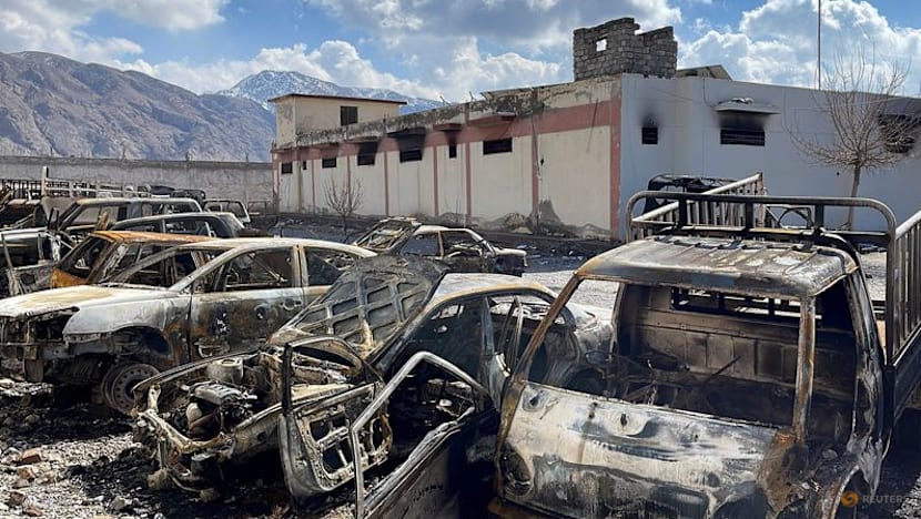 Pakistan sends helicopters, drones to end desert standoff; 58 dead