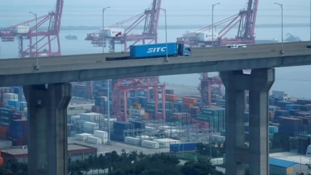 韩国3月首20天出口年比下跌17.4%