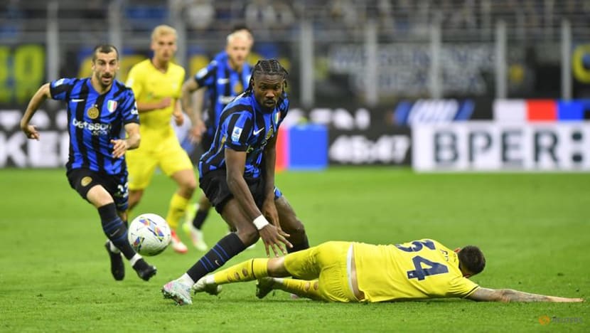 Inter held 2-2 by Lazio as Pedro penalty deals blow to title hopes