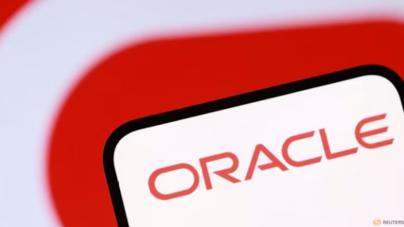 Penggodam cuba ugut pelanggan syarikat Oracle