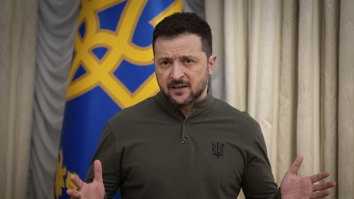 Zelenskyy offers land swaps as Russia heartens Trump with prisoner release