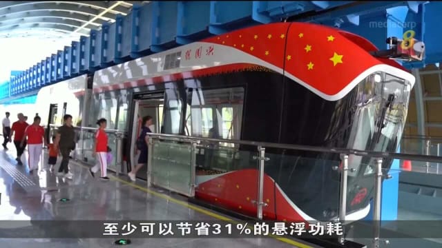 中国永磁磁浮空轨新列车 江西赣州首次投入运作