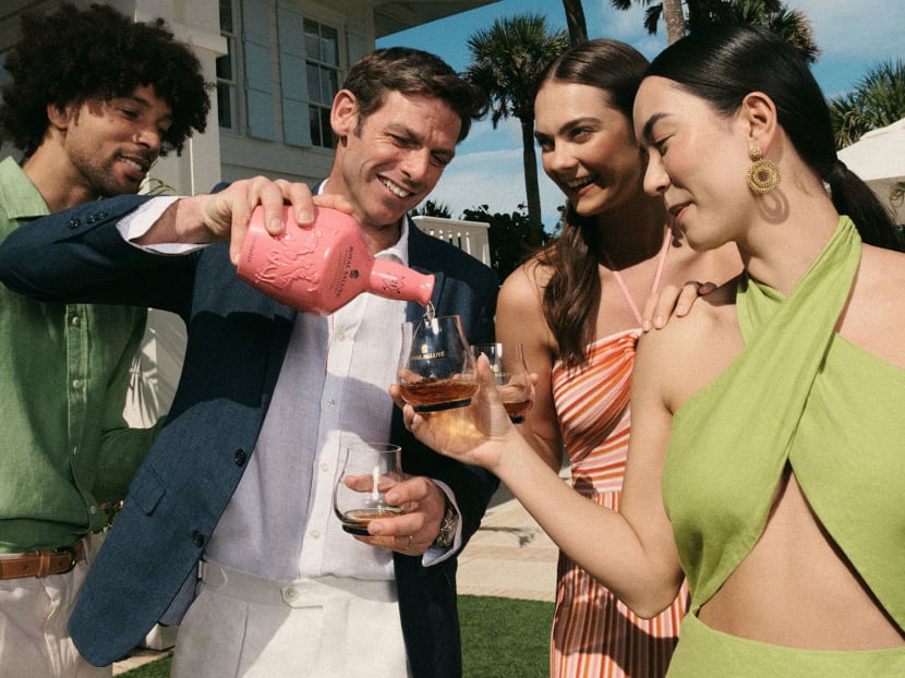 Experience the golden kiss of Miami with Royal Salute 21 Year Old Miami Polo Edition