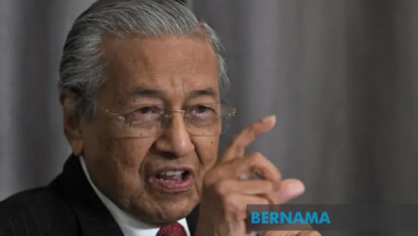 Membaca setiap hari untuk minda yang aktif, kata Dr Mahathir Membaca setiap hari untuk minda yang aktif, kata Dr Mahathir