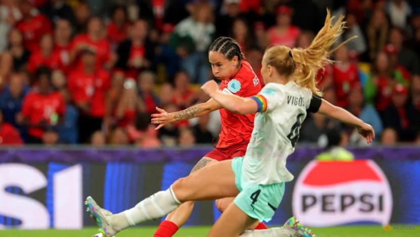 Swiss beat Iceland 2-0 to keep alive Women's Euro knockout hopes Swiss beat Iceland 2-0 to keep alive Women's Euro knockout hopes