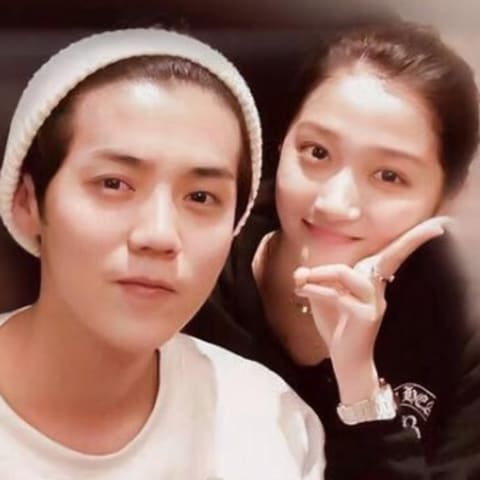 鹿晗、关晓彤分手内幕曝光!新曲歌词哀唱“分开都不提”,绝对吸引眼球!