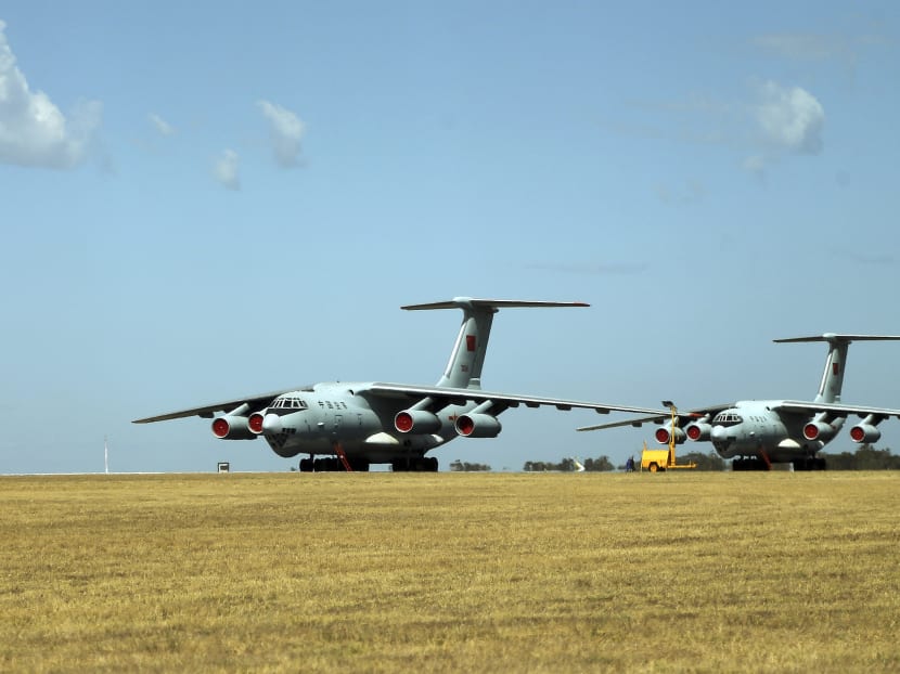 MH370: Indian Ocean search focuses on pallet