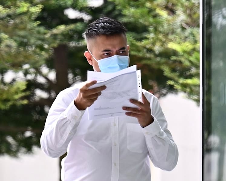 Officer admits to accepting bribes from inmate to smuggle lewd photos and drugs into Changi Prison