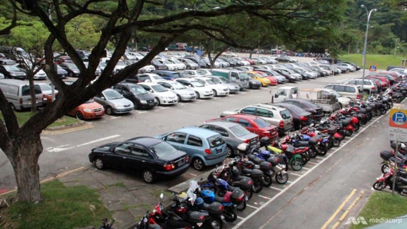 Parking officer who issued more than S$1,000 in fake summonses gets jail