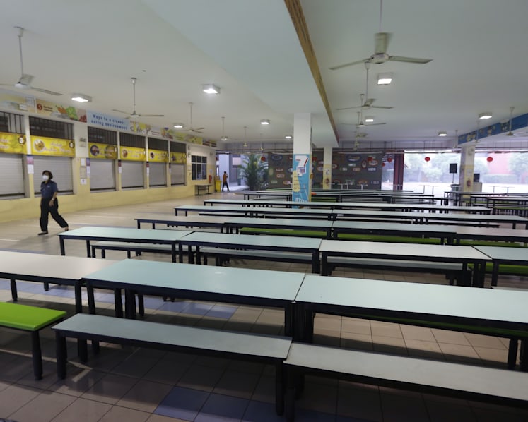Schools to reopen on Monday unless hazardous air quality forecast