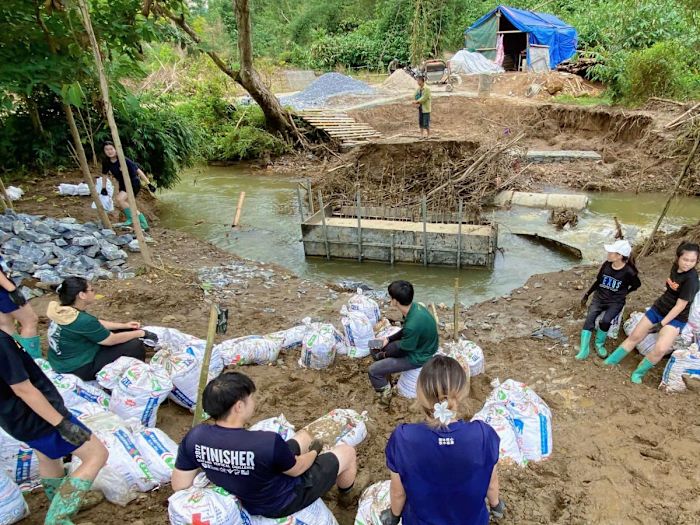 'Felt a bit redundant': For those volunteering overseas, their lack of skills and experience is a reality check