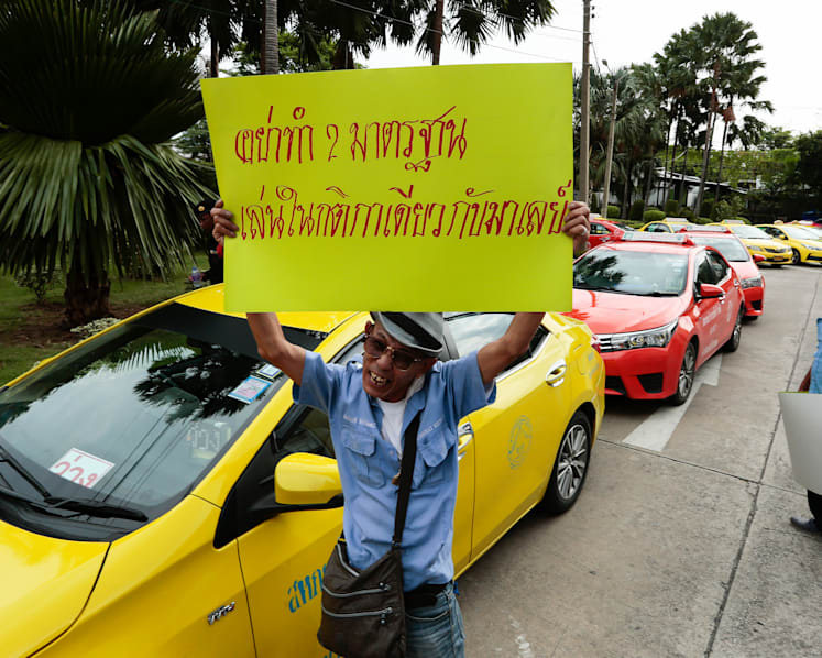 Thai taxi drivers protesting against Grab should get their act together first