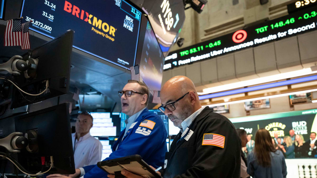 Oil price shoots up as stocks tread water